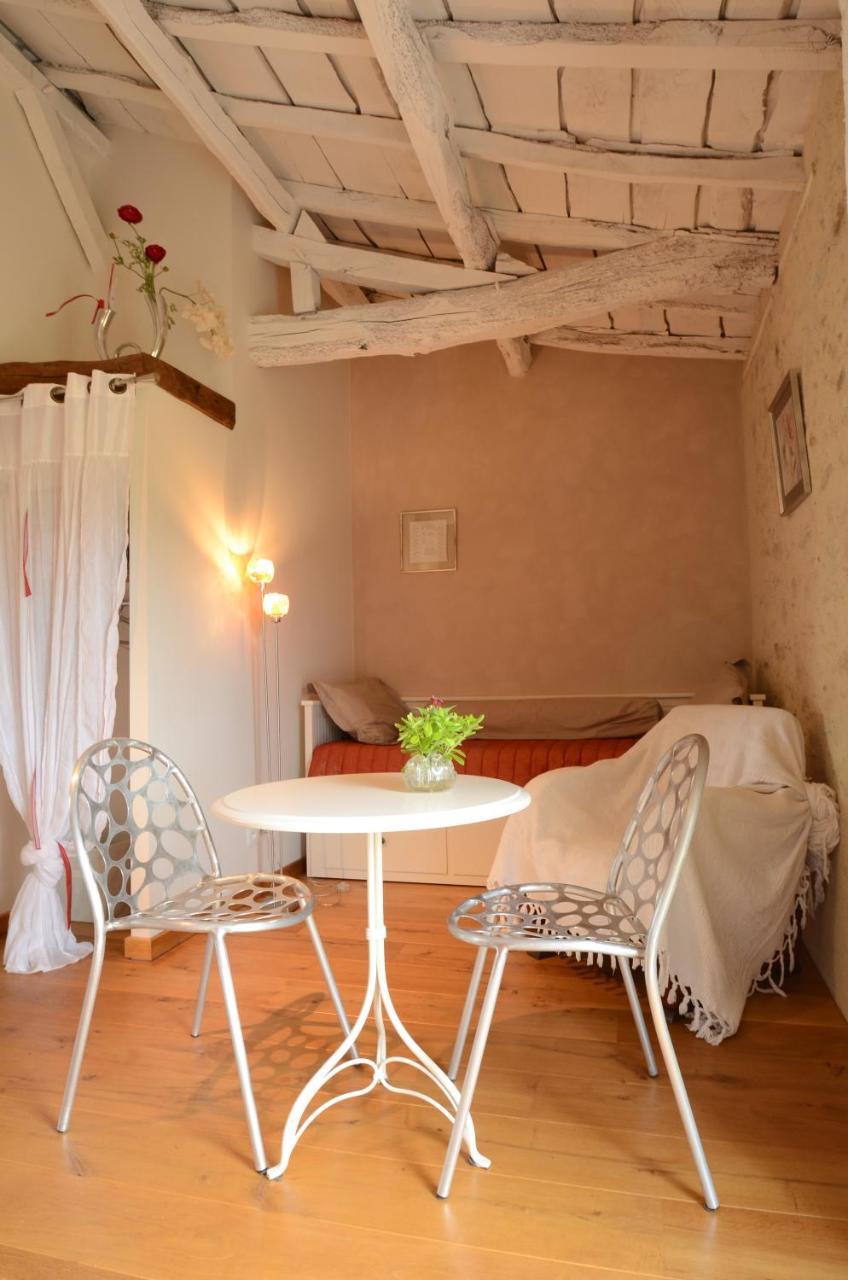 Chambres D'Hotes Au Gite De La Pommeraie Landeronde Εξωτερικό φωτογραφία